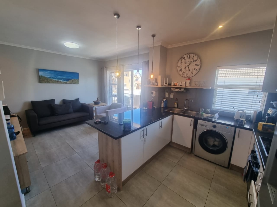 To Let 2 Bedroom Property for Rent in Table View Western Cape